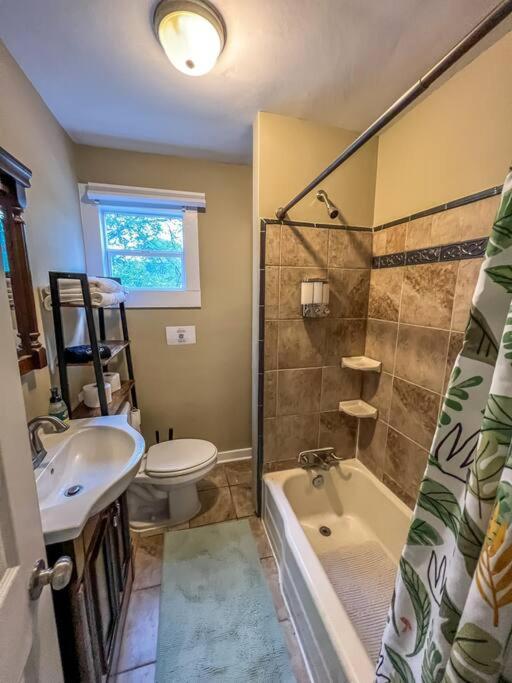 Holiday home Historic Coastal Haven- Pet Friendly Fast Wi-fi
